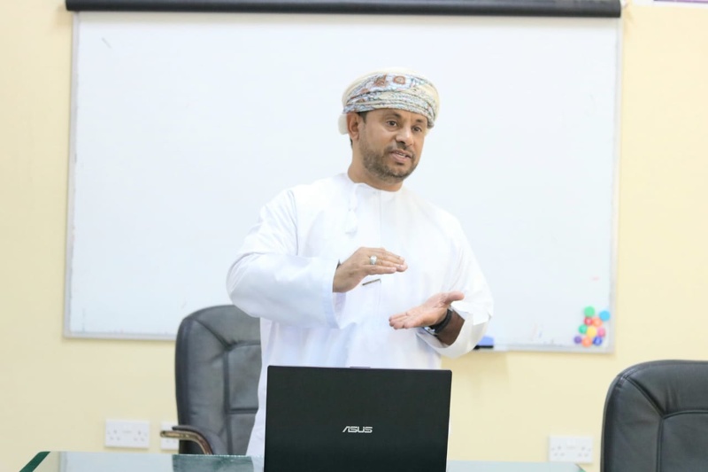 تواصل اللقاء التدريبي حول تحليل نتائج الامتحانات بتعليمية محافظة جنوب الشرقية