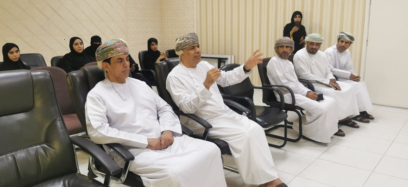 فحص طول النظر بتعليمية البريمي 