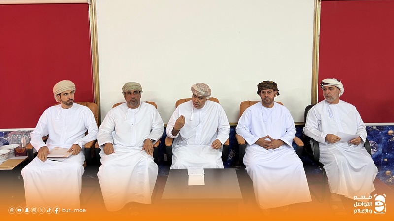 التأكيد على اللوائح المنظمة للعمل والجوانب الفنية في لقاء تعليمية البريمي مع ملاك المدارس الخاصة