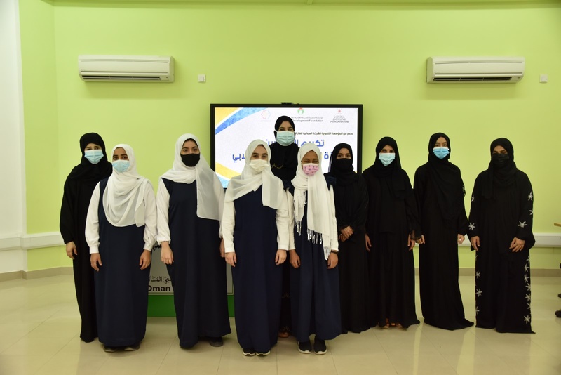 الاحتفال بتكريم المجيدين بجائزة الابتكار الطلابي بمحافظة الظاهرة