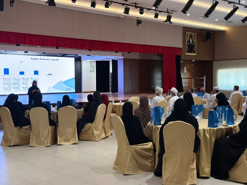 انطلاق برنامج “خبرات العمل” لتدريب 30 طالباً وطالبة بالشركة العمانية للغاز الطبيعي المسال