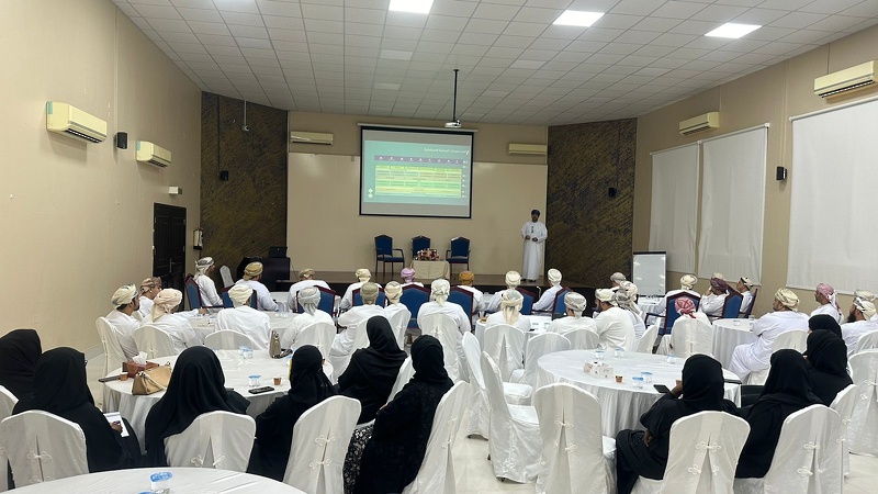جلسة مشاركة مع مجالس أولياء الأمور بمحافظة البريمي حول التحول الرقمي