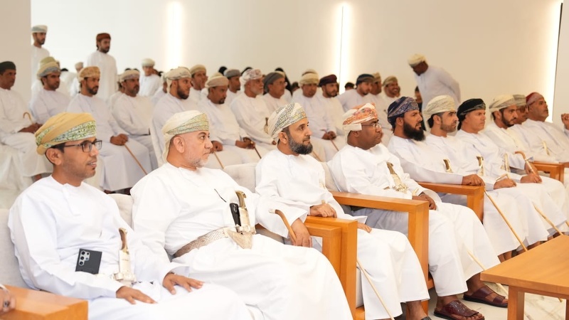 بمناسبة يوم المعلم  العماني مجلس أولياء الأمور بولاية جعلان بني بوعلي يكرم مساعدين مدراء ومديرات ...