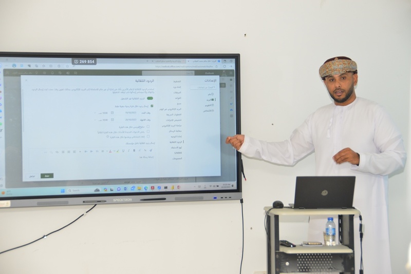 ختام فعاليات ورشة تطبيقات البوابة التعليمية والأنظمة المصاحبة لها بتعليمية جنوب الشرقية 