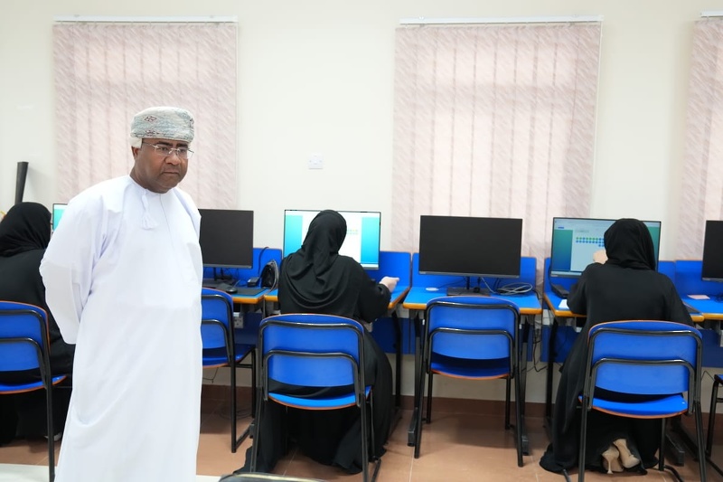 بدء اختبارات المترشحين للوظائف الإشرافية والإدارية 