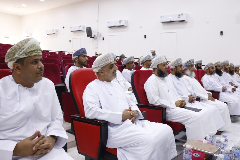 أربع أوراق عمل في ملتقى المعلمين الأوائل لمادة التربية الإسلامية بتعليمية المحافظة