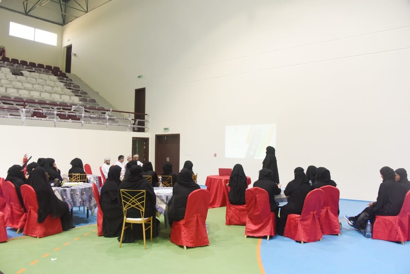  انطلقت فعاليات الفترة التدريبية الثالثة من البرنامج الوطني لمادة الرياضة المدرسية بنادي الكامل ...