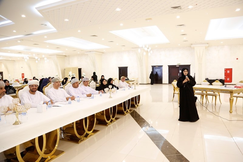 تعليمية البريمي تنظم الملتقى الإثرائي الخامس لإدارات المدارس