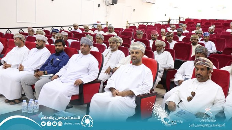 ورشة تعريفية لشركة كروة فخر الصناعة العمانية بتعليمية جنوب الباطنة 