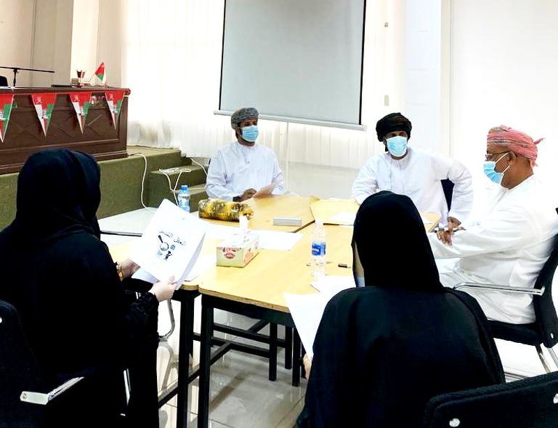 دائرة البرامج التعليمية تعقد حلقة نقاشية لاهم المشاريع المشاركة في الملتقى الطلائع السابع اونلاين 