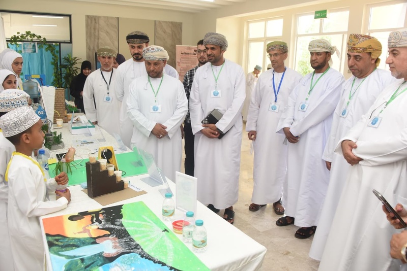 ملتقى ( اليوم العالمي للمياه ) بمدرسة بلاد صور للتعليم الأساسي