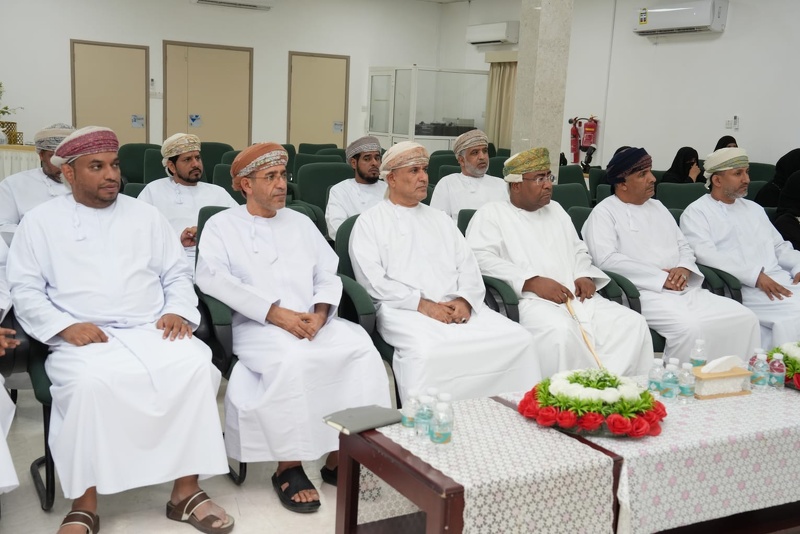 تكريم اللجان المنظمة والمشرفة على فعاليات الأسبوع الوطني للعلوم والتكنولوجيا والهندسة والرياضيات ( ...