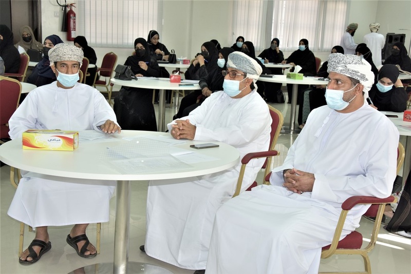 لقاء تعريفي بتعليمية الداخلية حول نقل تبعية الإشراف على أركان وبيوت نمو الطفل إلى وزارة التربية ...