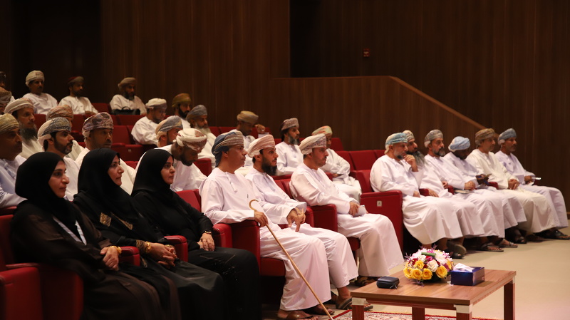ملتقى روافد فكرية بتعليمية الداخلية يستهدف المديرين والمديرات المساعدين بمدارس المحافظة
