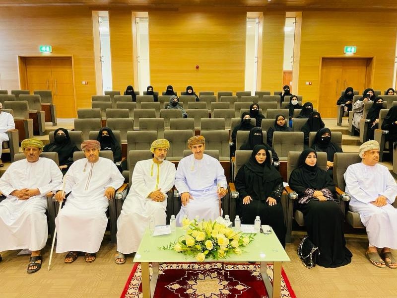 الحفل الختامي لمسابقة أفضل درس الكتروني لمدارس الحلقة الأولى بتعليمية ظفار