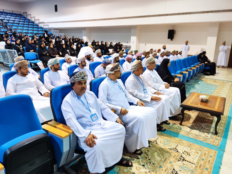 تنظيم لقاء تعريفي للمعلمين الجدد بتعليمية محافظة الظاهرة