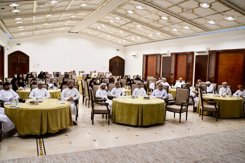  تنظيم حلقة عمل حول تكوين وإخراج الصورة الناجحة للمنسقين الإعلاميين بمدارس محافظة الظاهرة