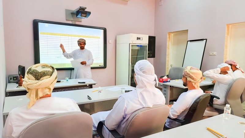 اللقاء السنوي لفنيي وفنيات مختبرات العلوم