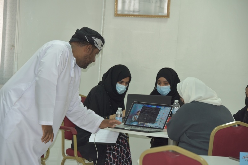 برنامج تدريبي بتعليمية الداخلية للمنسقين الإعلاميين الجدد بالمدارس الخاصة 