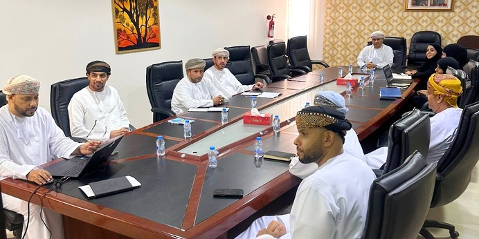 مناقشة استعدادات العام الدراسي الجديد بتعليمية جنوب الشرقية .