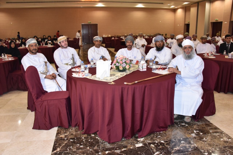 ملتقى مديري ومديرات مدارس المضيبي يناقش تجربة التواصل الإلكتروني بين المدرسة وأولياء الأمور