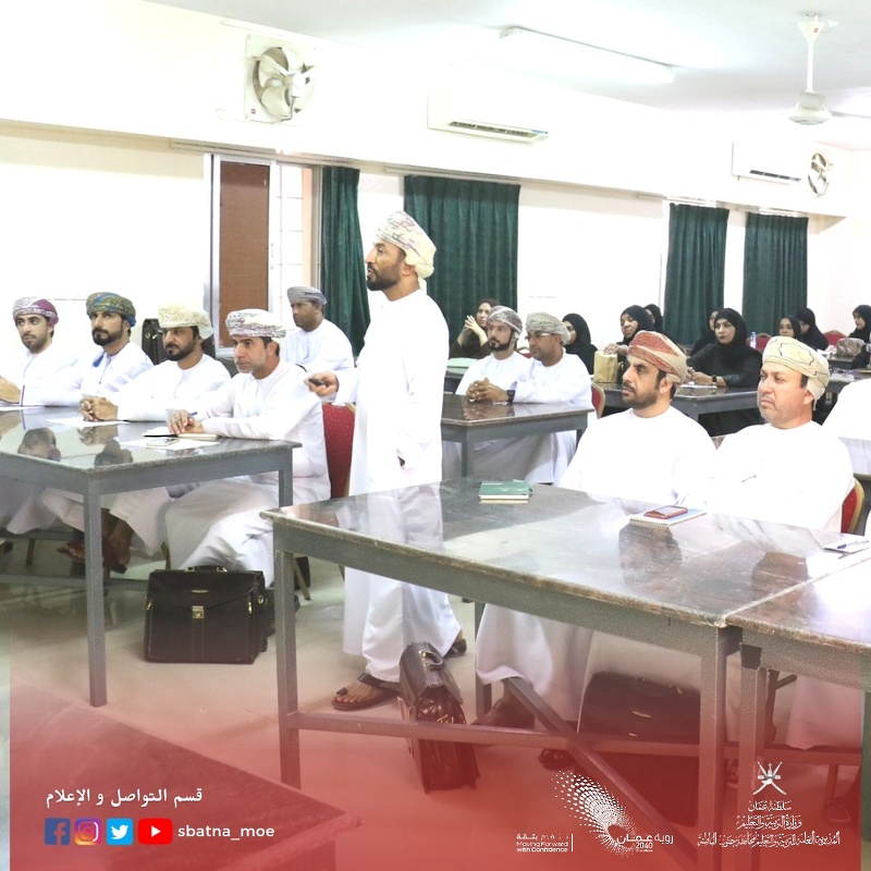  6911 طالباً وطالبة يؤدون امتحانات دبلوم التعليم العام في 38 مركزا بجنوب الباطنة