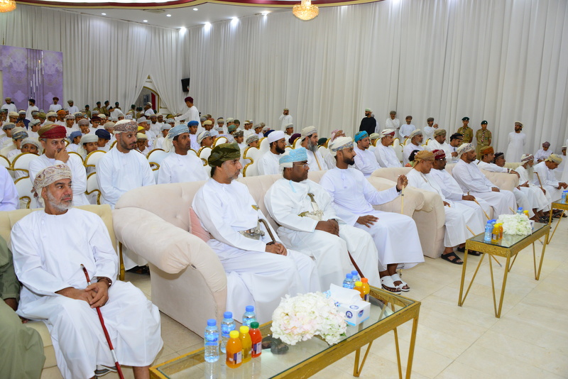 حفل تكريم الطلبة المجيدين في المستوى التحصيلي والأنشطة التربوية بمدرسة الإمام الصلت بن القاسم ...