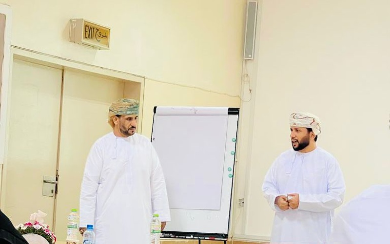 ختام  البرنامج التدريبي للأخصائيين الاجتماعيين و الأخصائيين النفسيين بتعليمية ظفار 