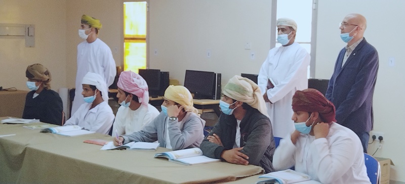 مدير عام تعليمية ظفار يزور مدرستي توسنات واندات بإدارة التربية والتعليم رخيوت. 