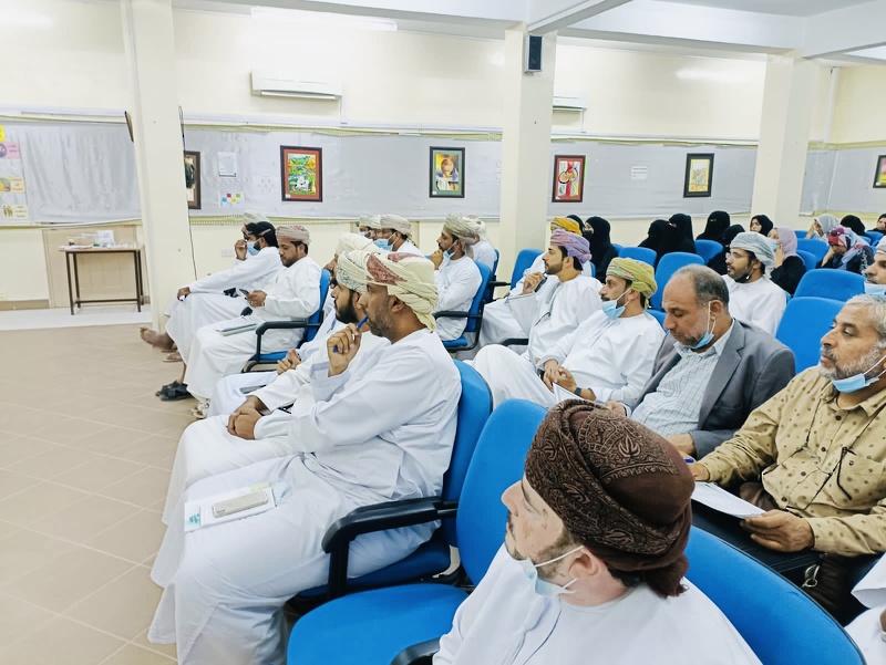 لقاء  تربوي بإدارات المدارس  التابعة لإدارة التربية والتعليم بثمريت