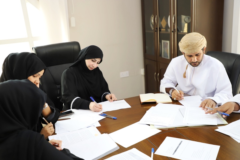 تقييم المبادرات التربوية للمعلمين بتعليمية ظفار