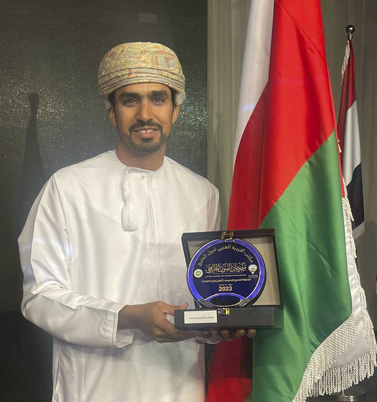 تعليمية الداخلية تحصد عدد من الجوائز بمهرجان الفنون الخليجي لطلبة التعليم العام بدولة الكويت عن ...