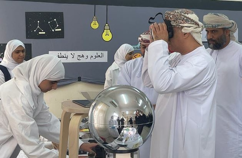 ملتقى وهج العلوم بمدرسة زينب بنت خزيمة بولاية محضة