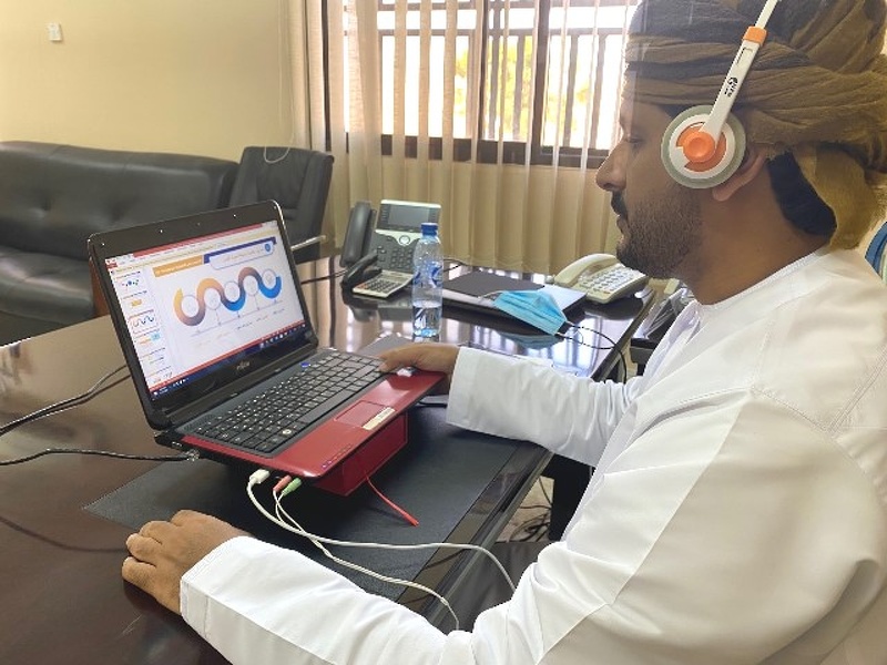 تعليمية ظفار تبدأ التدريب  لبرنامج التعليم عن بعد لفئة المشرفين ومدربي المعلمين للمرحلة الثانية ...