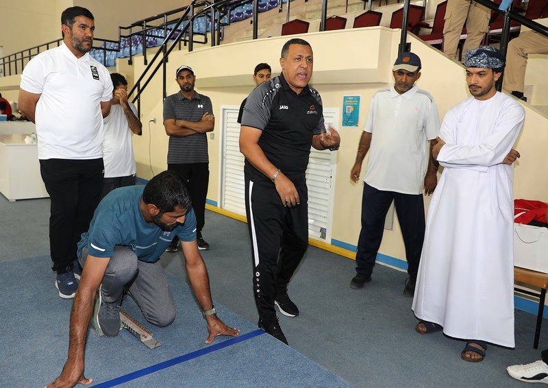  ورشة تدريبية حول ألعاب القوى المعدلة والرسمية لمعلمي الرياضة المدرسية بنزوى 