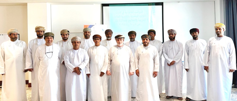 ختام البرنامج التدريبي حول “الجوانب القانونية في إدارة الموارد البشرية” بتعليمية ظفار