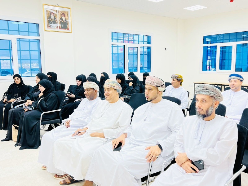 ورشة تدريبية حول النشرة التوجيهية لمنهجية فرق الإشراف التربوي للعام الدراسي ٢٠٢٢/٢٠٢٣م،