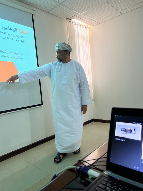 القيادة الإيجابية وأثرها على الفرد والمجتمع