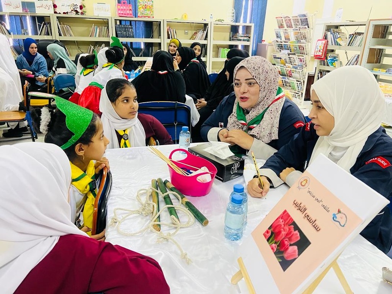 ملتقى أمى مدربتي مبادرة لأشراك الأمهات  في تفعيل الأنشطة والبرامج الكشفية بتعليمية ظفار 