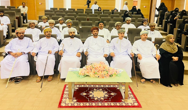 إقامة فعالية الملتقى التوعوي لمجالس أولياء الأمور بتعليمية ظفار
