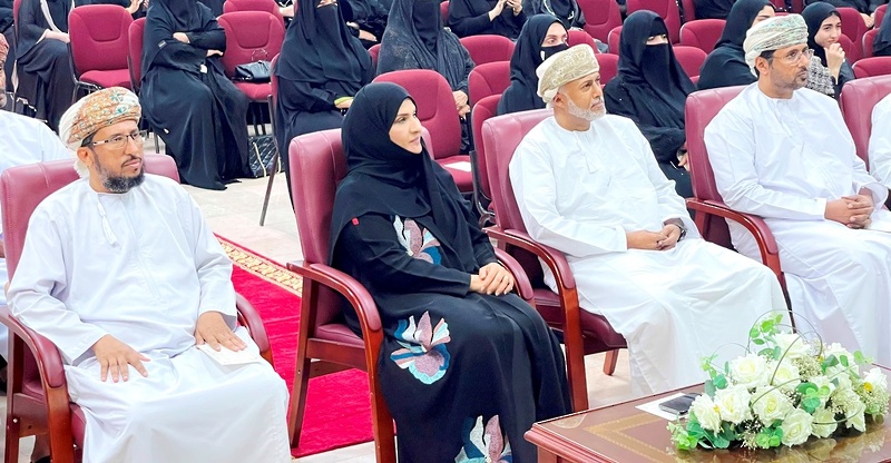 تعليمية ظفار تحتفل بتكريم المشاركين بمبادرات ومسابقات قسم التعليم المبكر