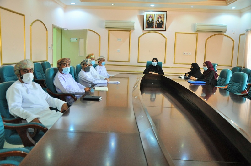 فريق من المدارس الخاصة بوزارة التربية والتعليم يزور تعليمية محافظة الظاهرة 