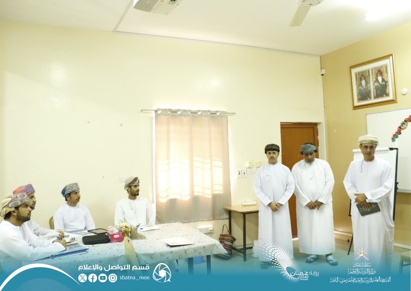 برنامج تدريبي لسلاسل العلوم والرياضيات بتعليمية جنوب الباطنة