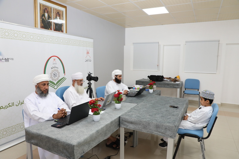 انطلاق التصفيات النهائية لمسابقة القران الكريم والصوت الحسن على مستوى سلطنة عمان ب 