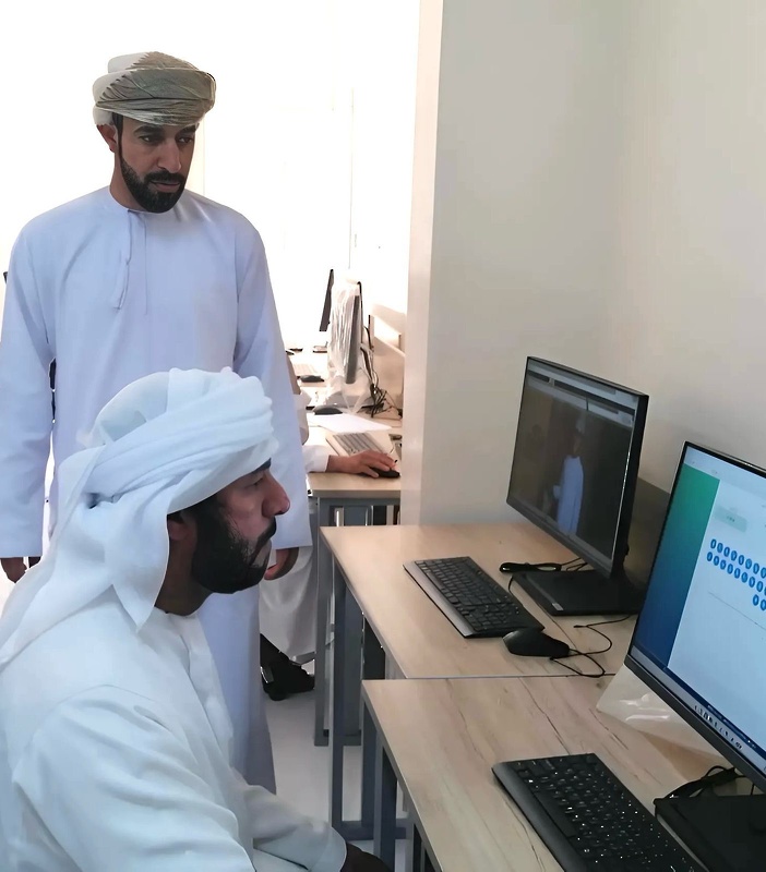 69 متقدما من داخل وخارج محافظة الوسطى يتنافسون لشغل وظائف الإشراف التربوي والإدارة المدرسية