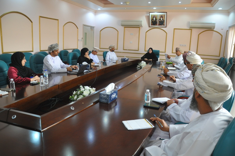 اجتماع فريق دعم وتسيير نظام إدارة الجودة بتعليمية محافظة الظاهرة