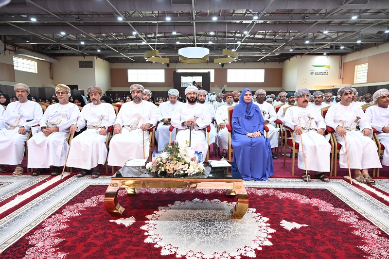 تعليمية محافظة الظاهرة تحتفل بمناسبة يوم المعلم 