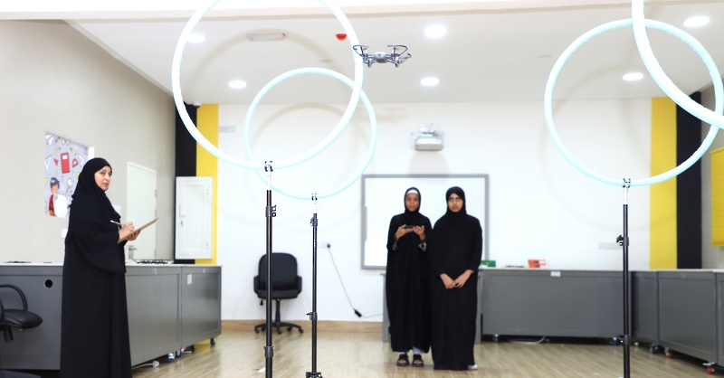 انطلاق مسابقات الأولمبياد العلمي للابتكار و الروبوت والذكاء الاصطناعي بتعليمية ظفار