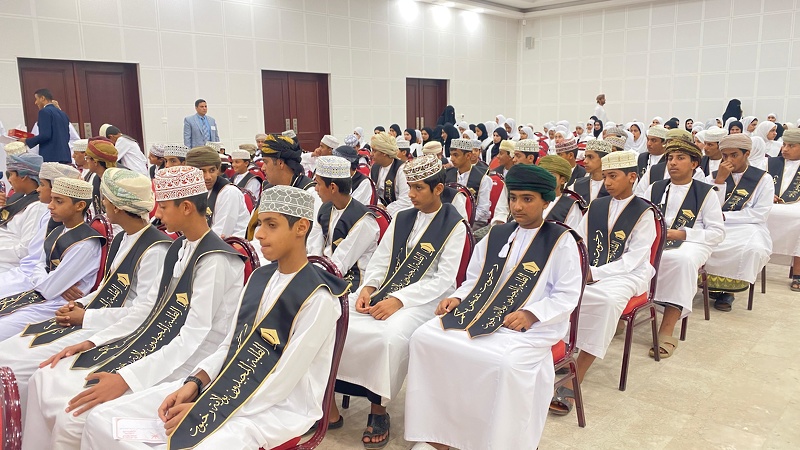 ولاية رخيوت تحتفي بأبنائها المجيدين حيث تم تكريم  (168) طالبا مجيداً في التحصيل الدراسي للعام الدراسي  2023 2024 م