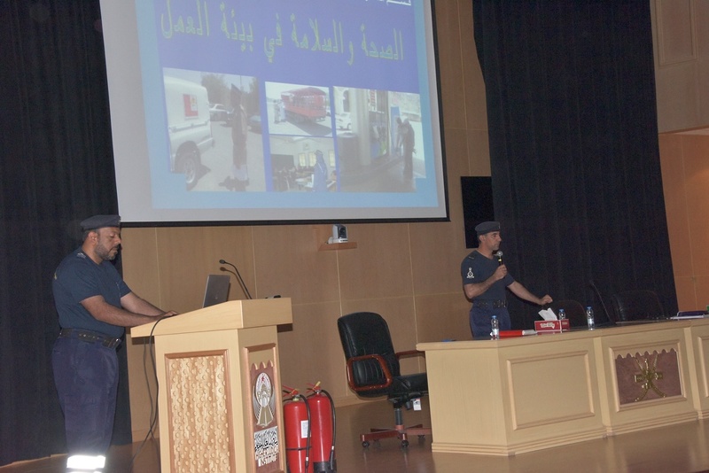 برنامج تدريبي عن إدارة الازمات بتعليمية الداخلية